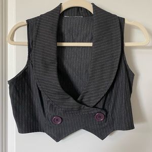 Vintage early 00’s crop top